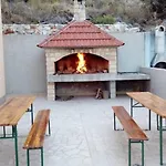 Iva Apartmán Seget Vranjica